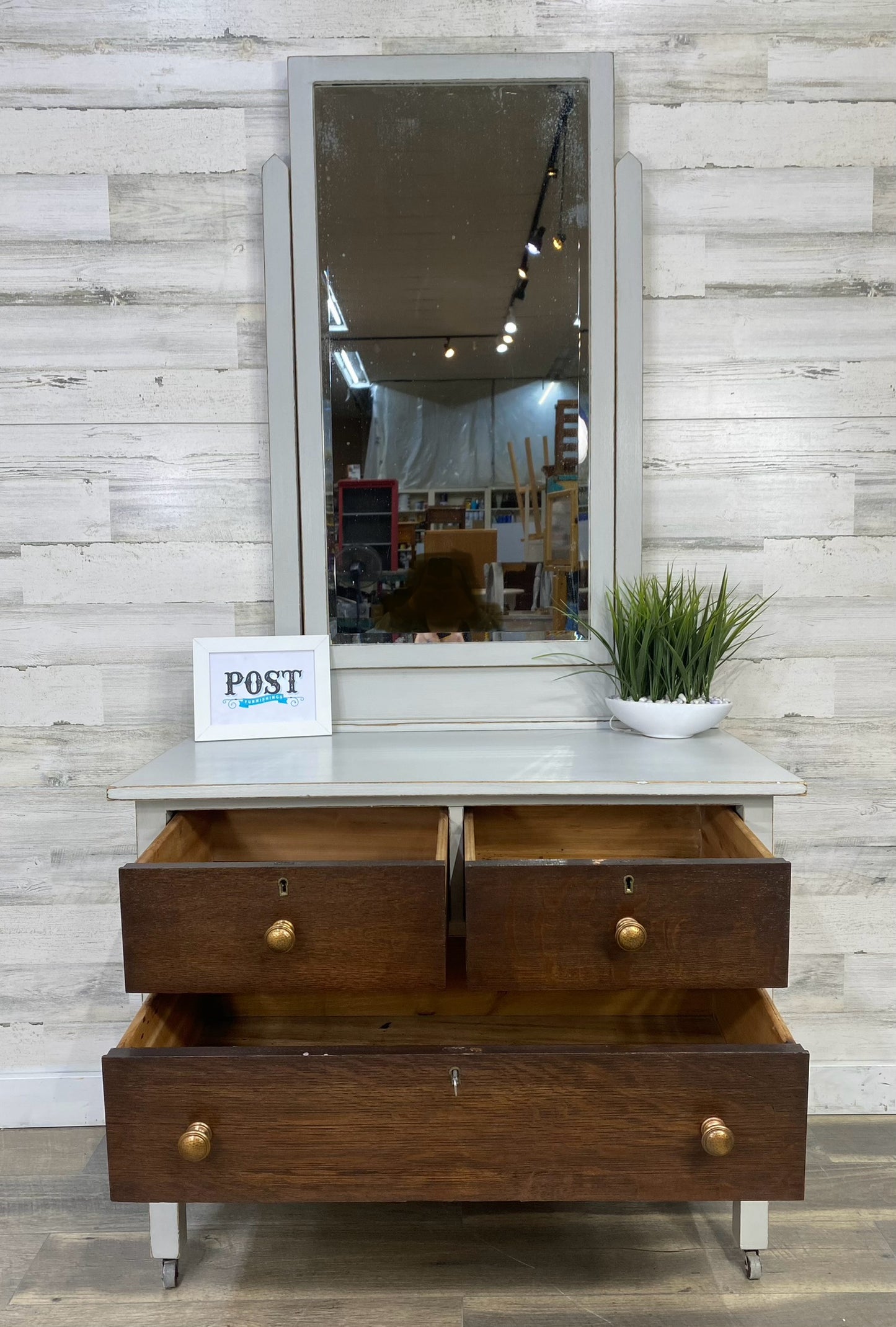 Vanity Dresser & Mirror