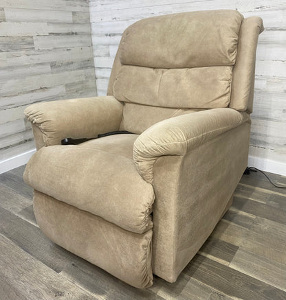 La-Z-Boy Reclining Lift Chair