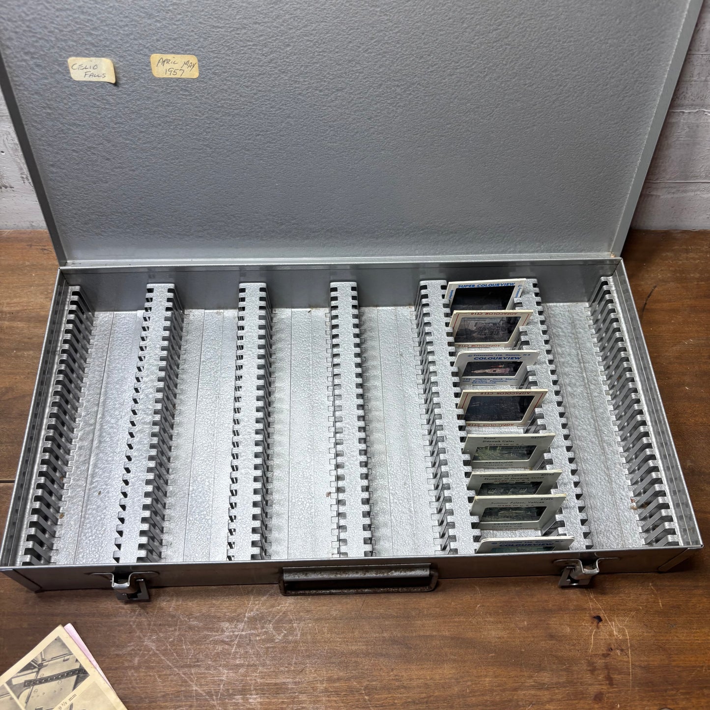 Vintage 35 mm 2-Inch Slide Storage Case For 150 Slides