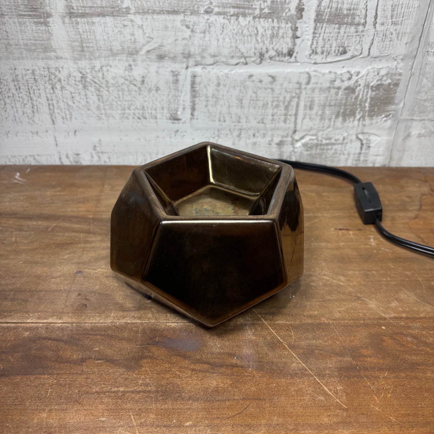 Geometric Bronze Gold Scentsy Electric Wax Warmer