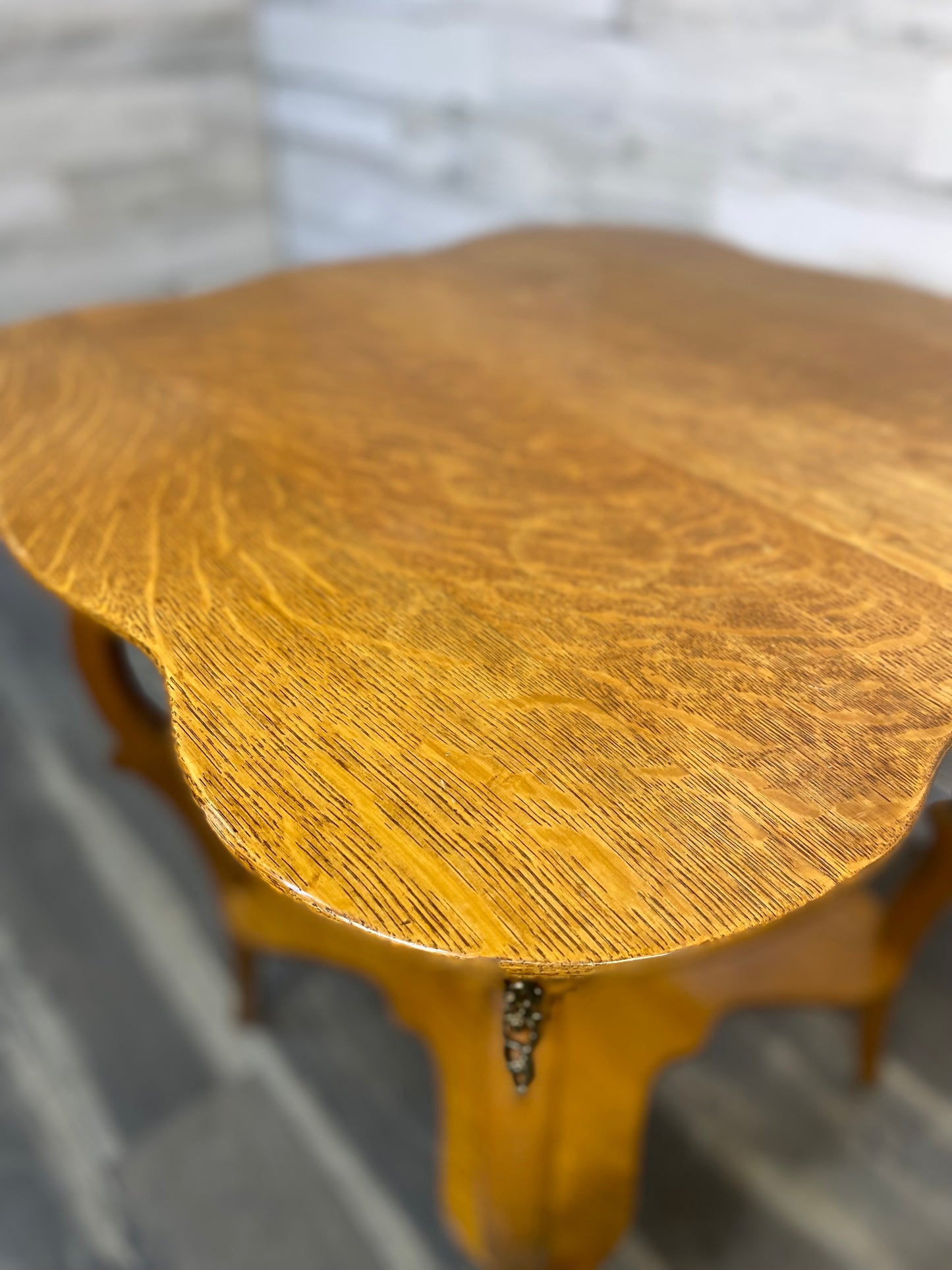 Antique Quarter Sawn Oak Parlor Occasional End Table