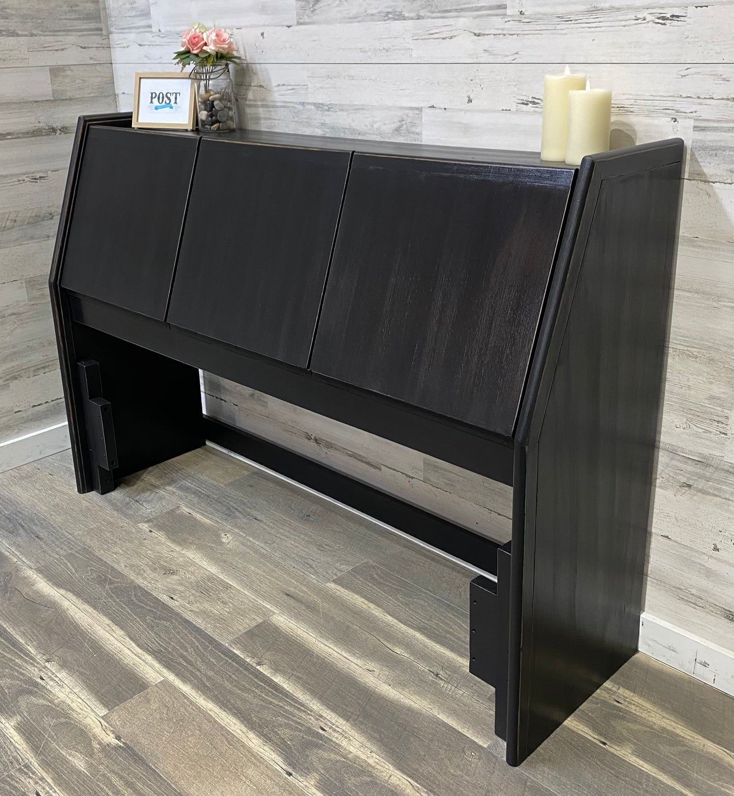 Queen Sz Storage Headboard