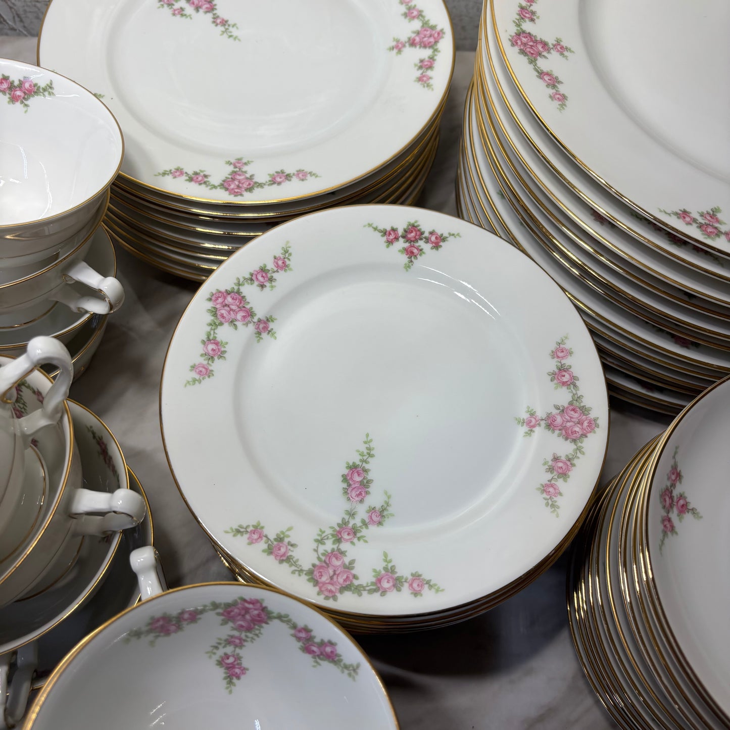 Vintage Rosalinda Heinrich (H&Co) Selb Bavaria Porcelain Dinnerware China Set