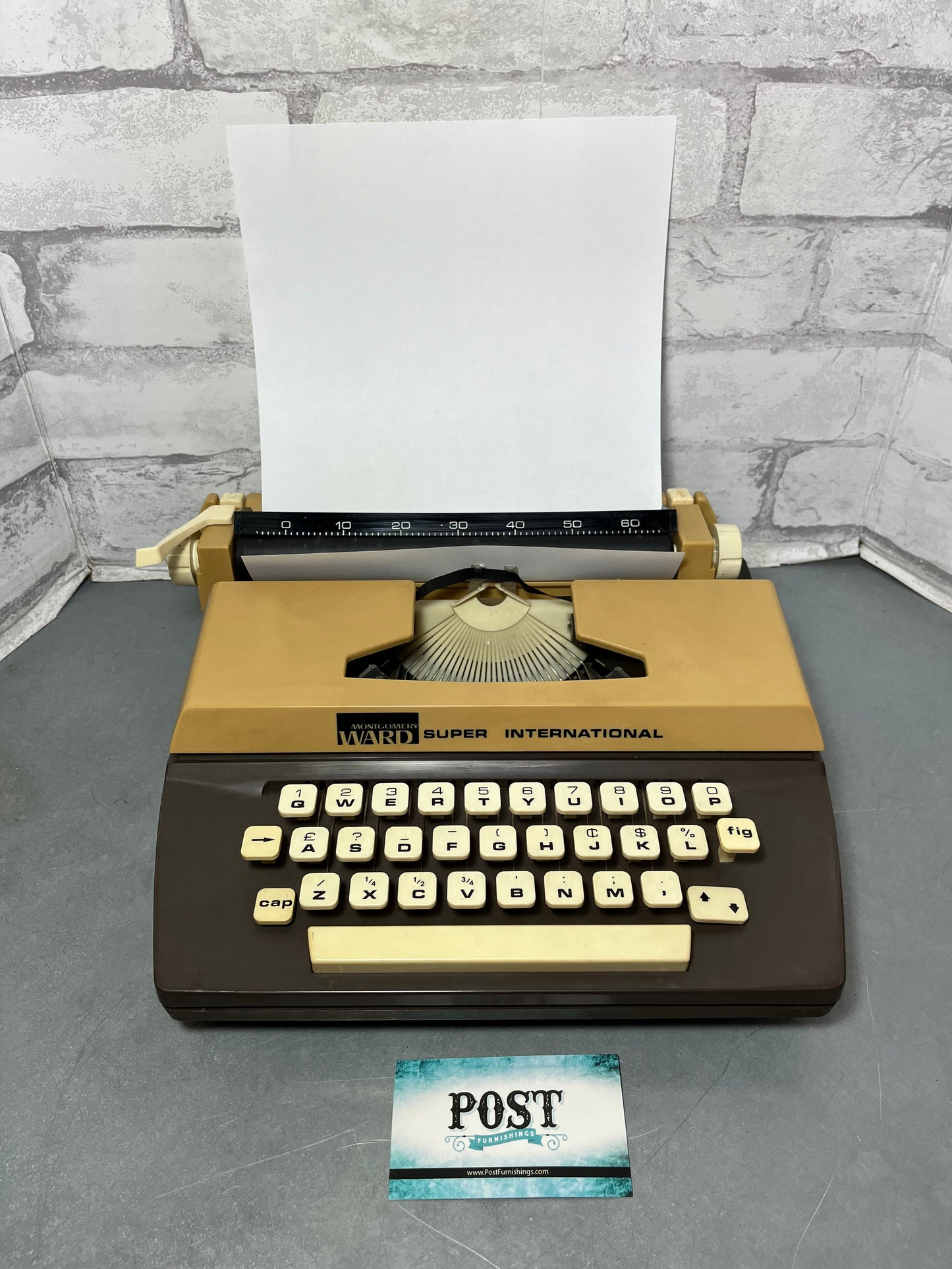 Vintage Montgomery Ward Super International Type Writer