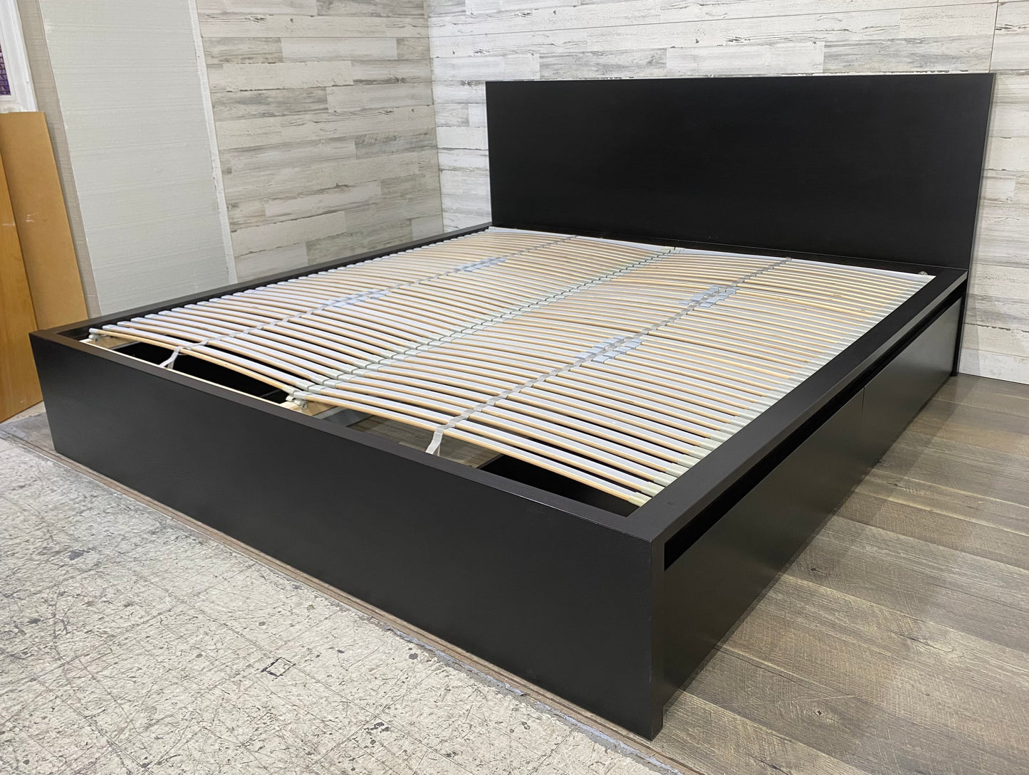 Black King sz IKEA Bed Frame