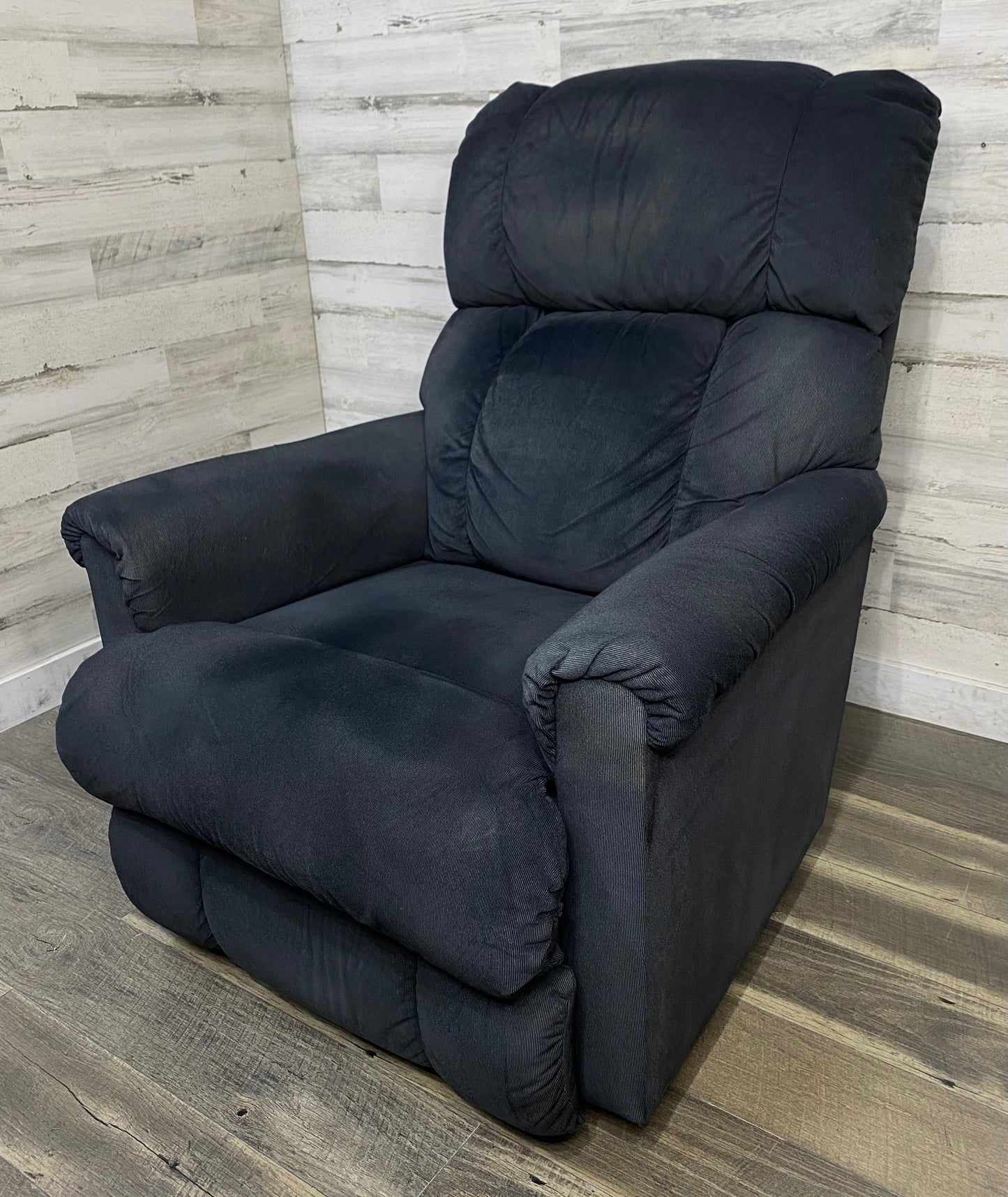 Dark Blue La Z Boy LaZBoy recliner