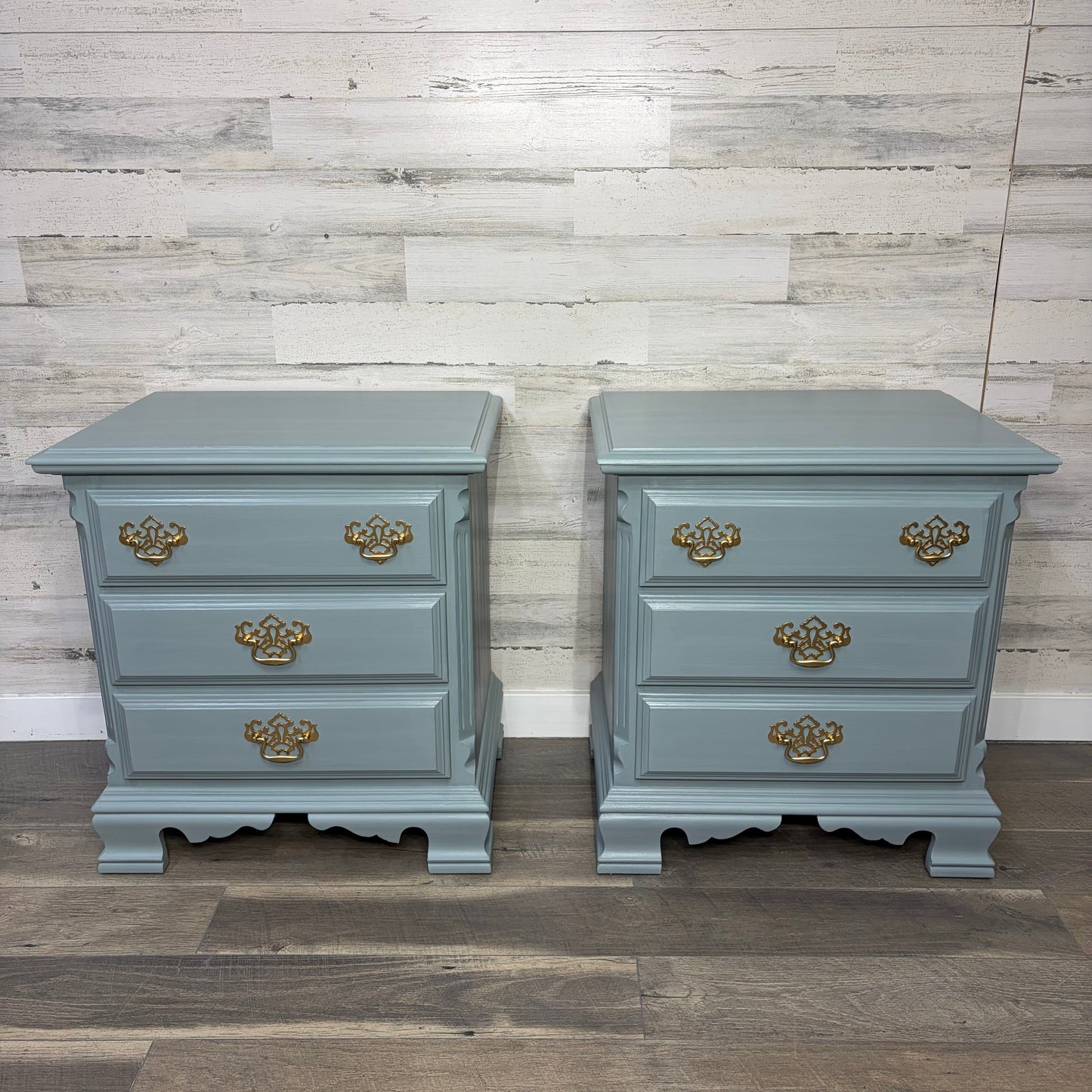 Set Of 2 Blue Gray Nightstands