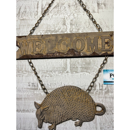 Rustic Armadillo “Welcome” Sign