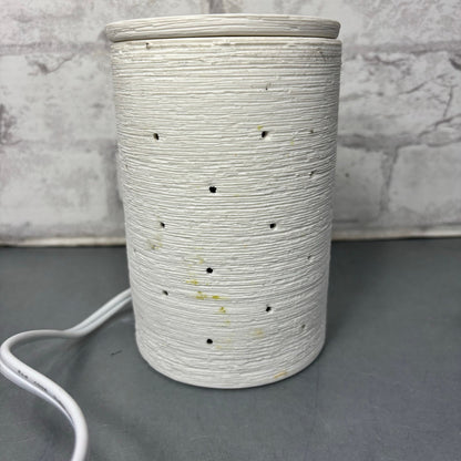 Scentsy Etched Core White Wax Warmer