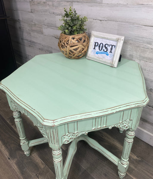Antique Mint End Table/ Coffee Table