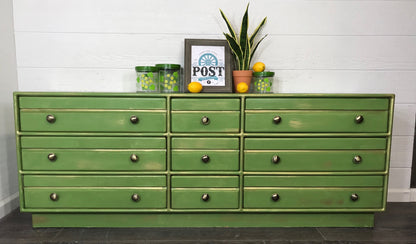 Fancy Farmgirl DIY Paint