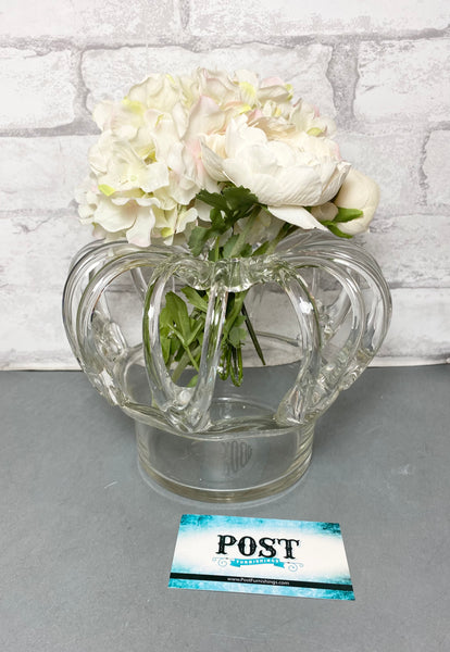 Crown Shaped Glass Vase