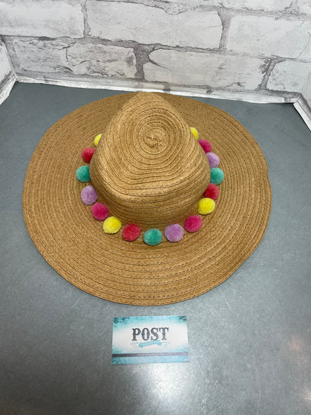 Sun Hat with Pom Pom’s